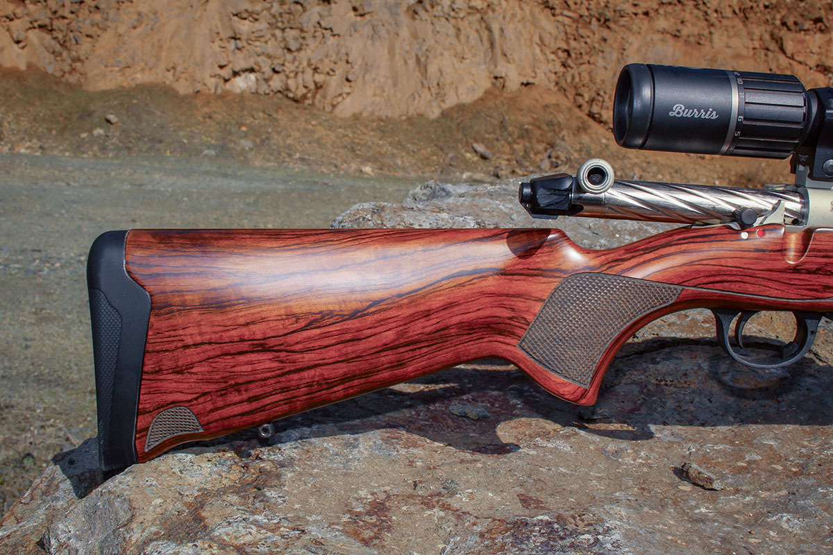 The Elite is bedded in a classic stock design with a straight comb. Combined with the raised Picatinny rail, a low-profile scope pairs best and allows a firm cheek weld.
